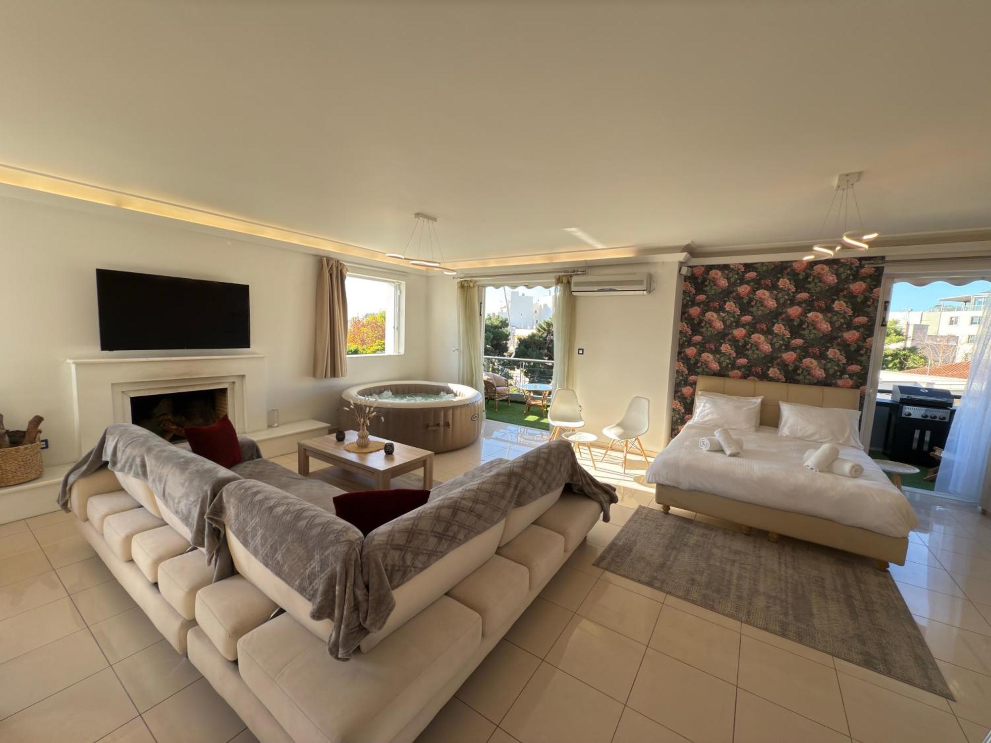 Sunny Home Private Jacuzzi Hydromassage Acropolis & Lycabettus Far View Parking 300M Metro Peristeri 아테네 외부 사진