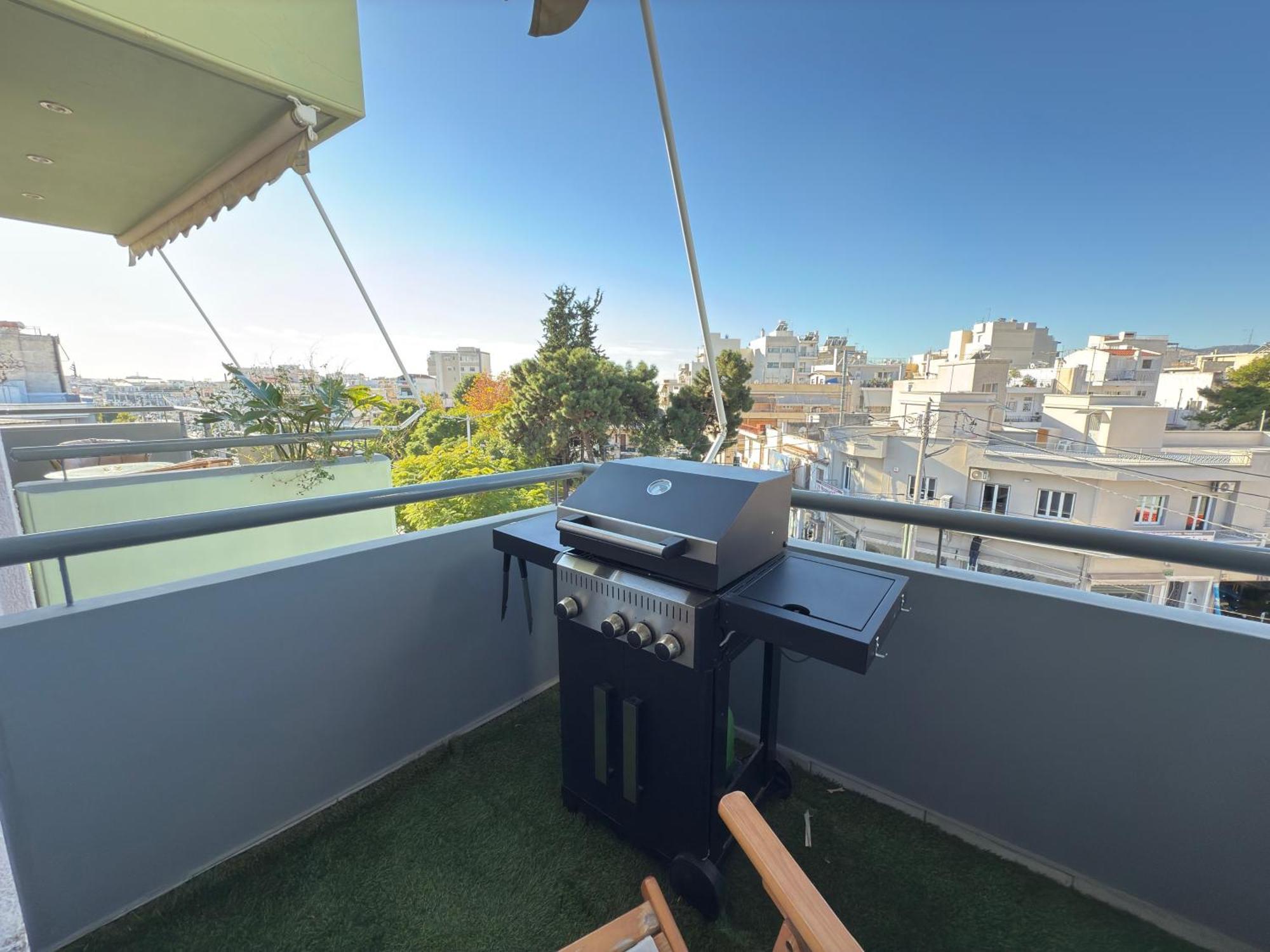 Sunny Home Private Jacuzzi Hydromassage Acropolis & Lycabettus Far View Parking 300M Metro Peristeri 아테네 외부 사진