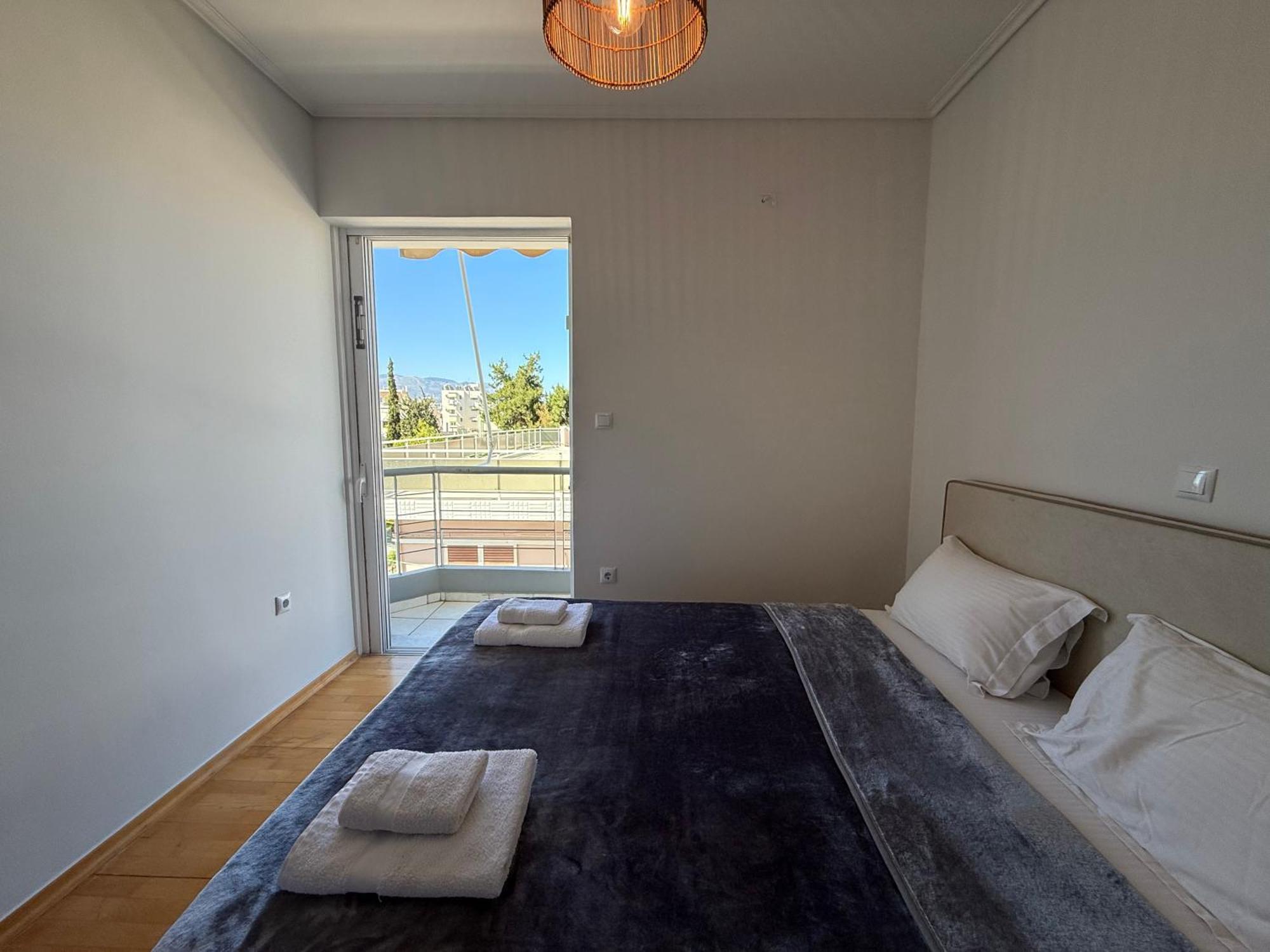Sunny Home Private Jacuzzi Hydromassage Acropolis & Lycabettus Far View Parking 300M Metro Peristeri 아테네 외부 사진