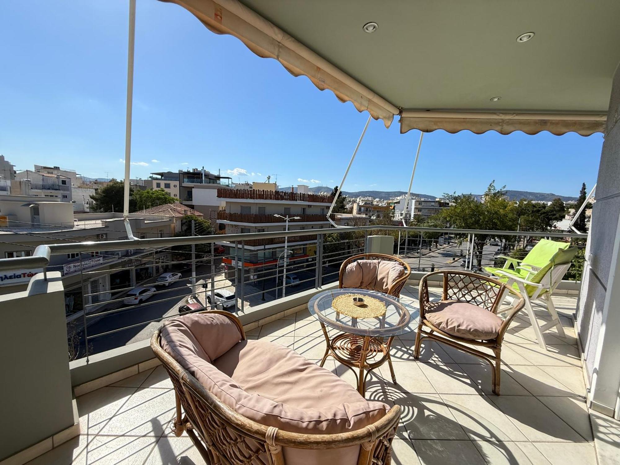 Sunny Home Private Jacuzzi Hydromassage Acropolis & Lycabettus Far View Parking 300M Metro Peristeri 아테네 외부 사진