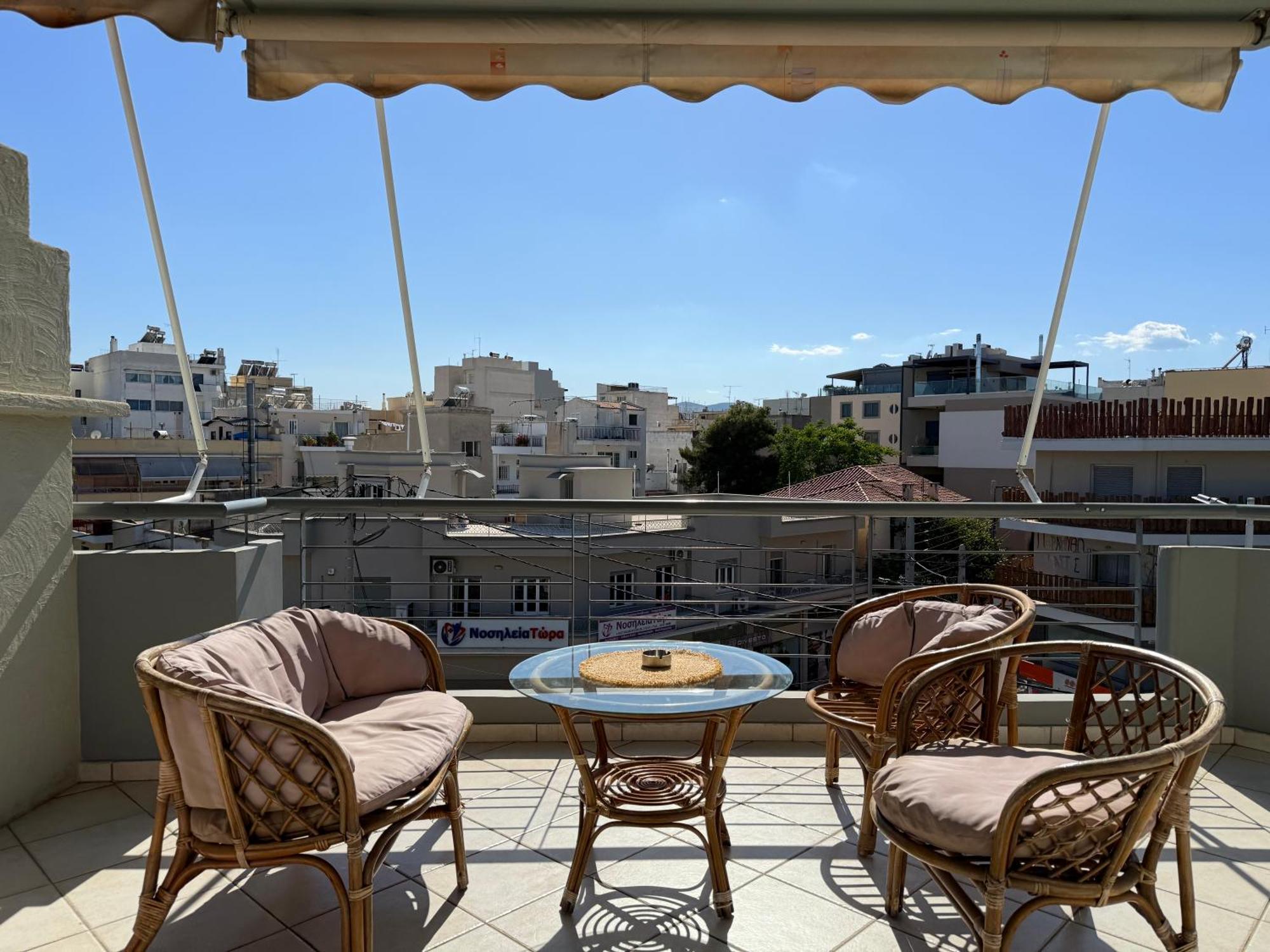Sunny Home Private Jacuzzi Hydromassage Acropolis & Lycabettus Far View Parking 300M Metro Peristeri 아테네 외부 사진