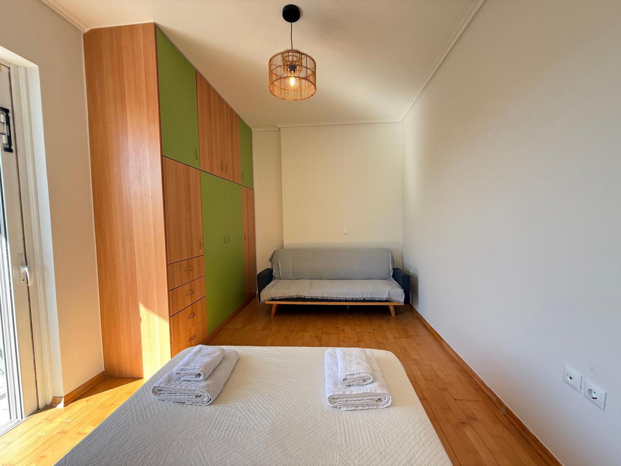 Sunny Home Private Jacuzzi Hydromassage Acropolis & Lycabettus Far View Parking 300M Metro Peristeri 아테네 외부 사진